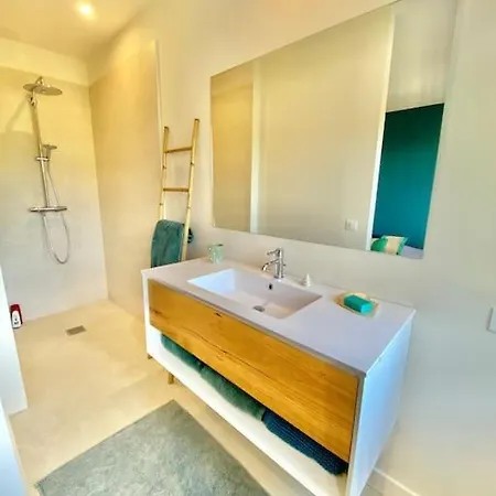 Appartement Appt Kris 4 Pax Mer Et Plage A Pieds Saint-Raphaël