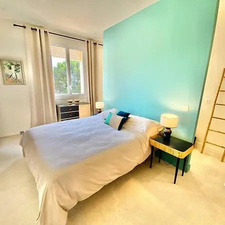 Appt Kris 4 Pax Mer Et Plage A Pieds * Saint-Raphaël